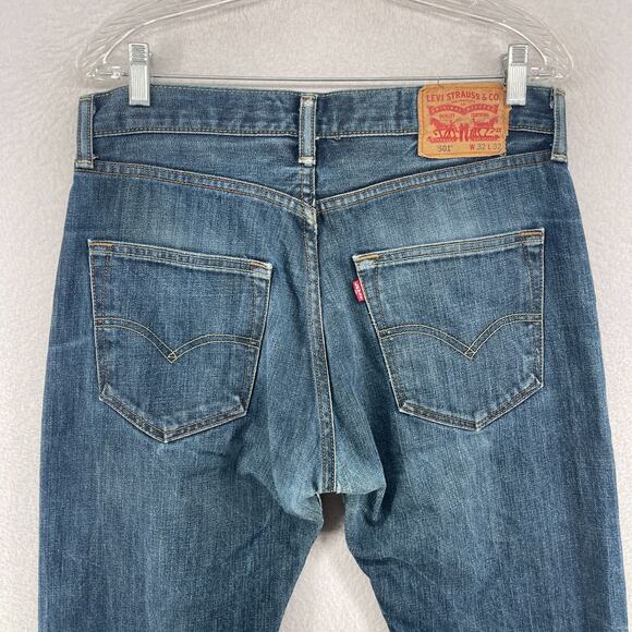 LEVIS Jeans Mens 32x32 501 Slim Fit Straight Leg Denim Wash Cotton Blue - Picture 7 of 14